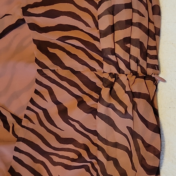 ASTR The Label Cross Back Top - Picture 6 of 8